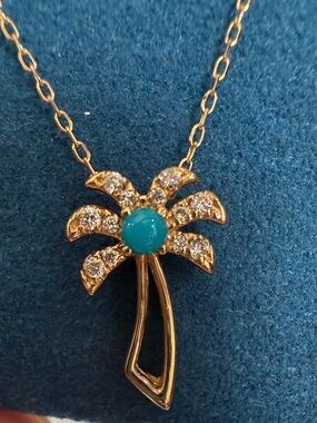 14 kt yellow gold Palm Tree Pendant Turquoise and Diamond a Adjustable chain